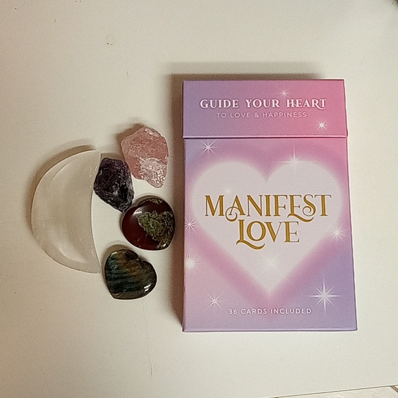 Manifestation cards and crystals - Picture 3 of 5